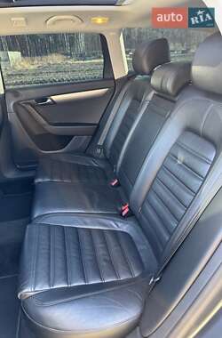 Универсал Volkswagen Passat 2013 в 