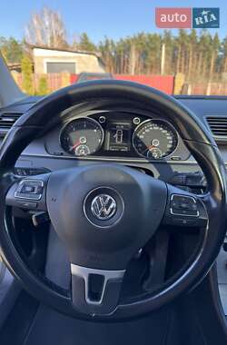 Универсал Volkswagen Passat 2013 в 