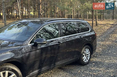 Универсал Volkswagen Passat 2021 в 