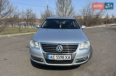 Седан Volkswagen Passat 2010 в 