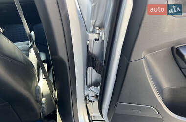 Седан Volkswagen Passat 2010 в 