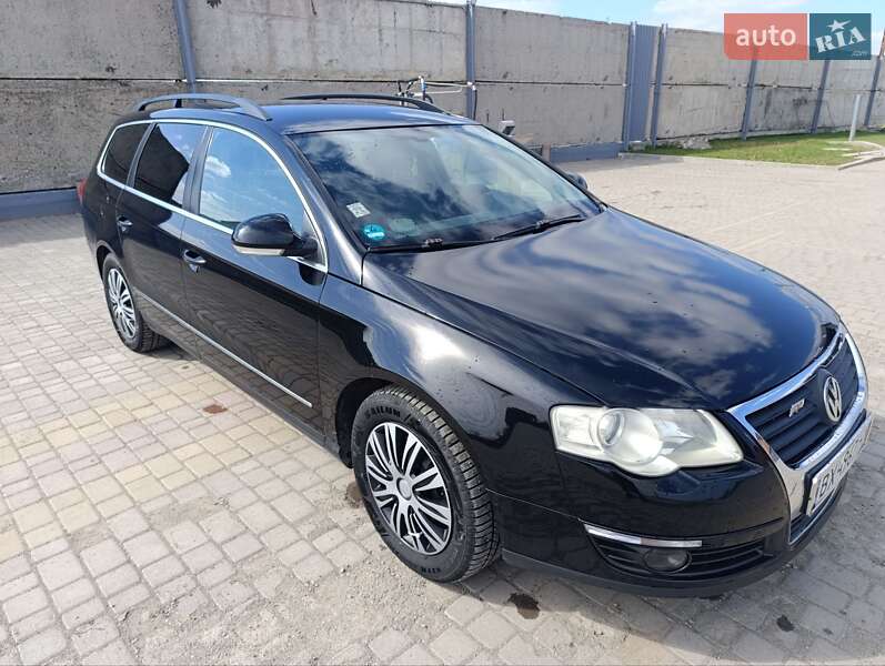 Универсал Volkswagen Passat 2006 в Теофиполе