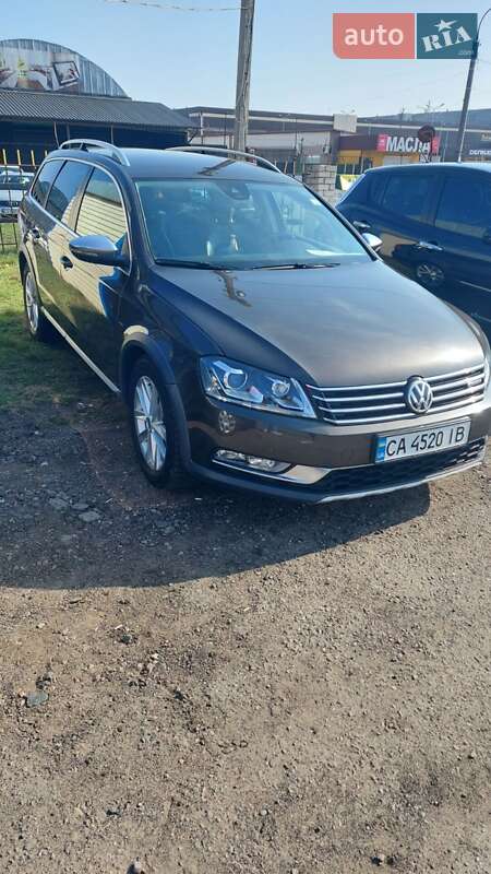 Универсал Volkswagen Passat 2013 в Черкассах