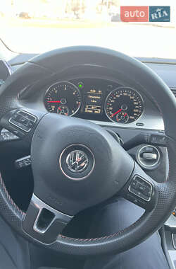 Седан Volkswagen Passat 2010 в 