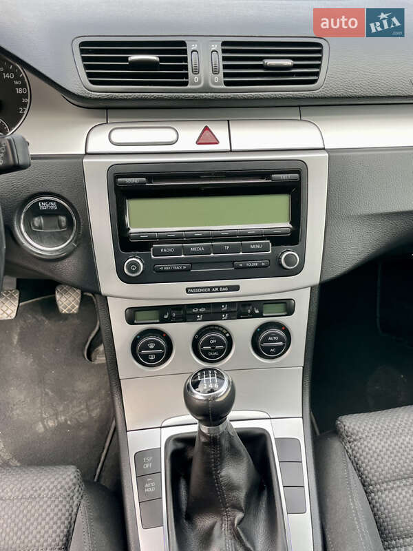 Универсал Volkswagen Passat 2009 в Тернополе