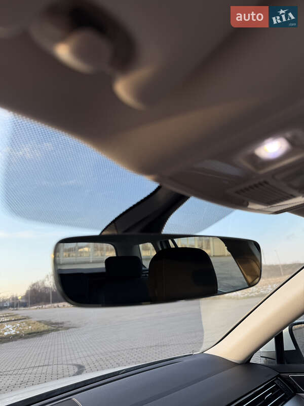 Универсал Volkswagen Passat 2018 в Львове