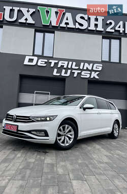 Универсал Volkswagen Passat 2021 в 