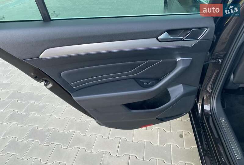 Универсал Volkswagen Passat 2019 в Умани