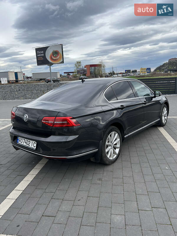 Седан Volkswagen Passat 2018 в Мукачево