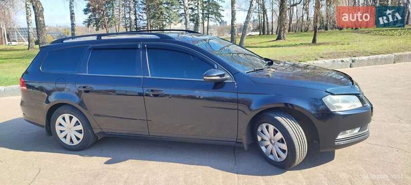 Универсал Volkswagen Passat 2012 в Житомире