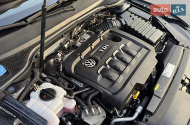 Универсал Volkswagen Passat 2015 в 