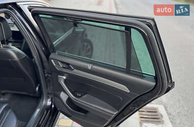 Универсал Volkswagen Passat 2015 в 