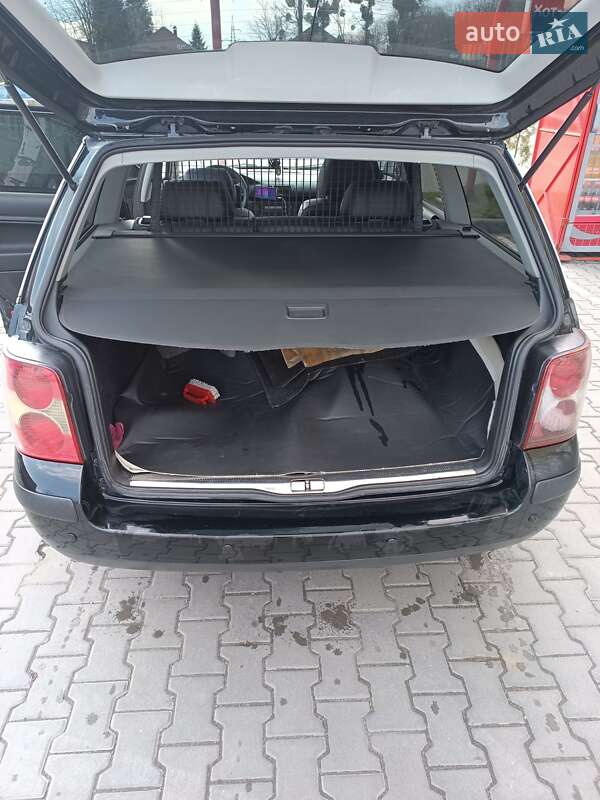Універсал Volkswagen Passat 2001 в Вінниці