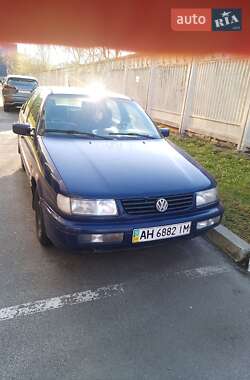 Седан Volkswagen Passat 1996 в Яготині