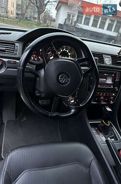 Седан Volkswagen Passat 2016 в Кривом Роге