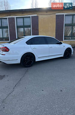 Седан Volkswagen Passat 2016 в Кривом Роге