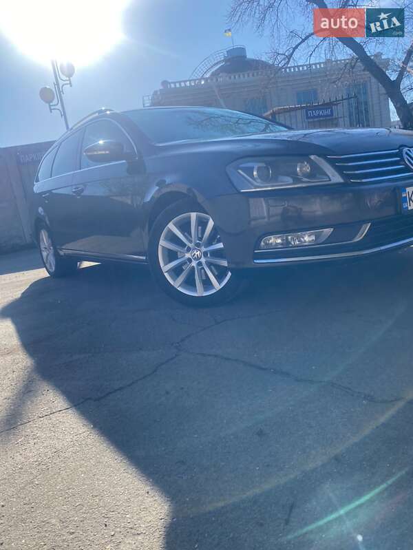 Volkswagen Passat 2012