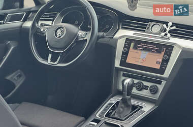 Универсал Volkswagen Passat 2018 в Хмельницком