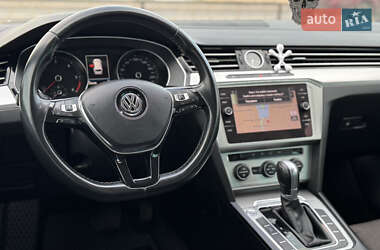 Универсал Volkswagen Passat 2018 в Хмельницком