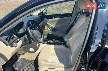 Седан Volkswagen Passat 2015 в 
