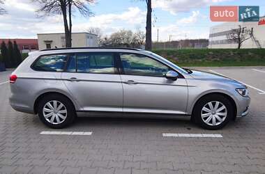 Универсал Volkswagen Passat 2015 в 