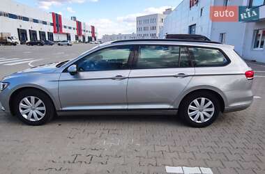 Универсал Volkswagen Passat 2015 в 