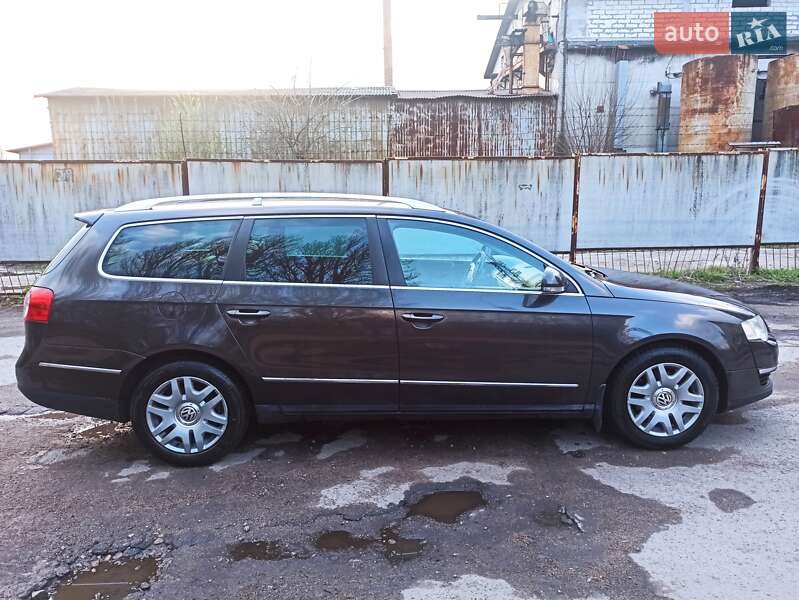 Универсал Volkswagen Passat 2005 в Запорожье
