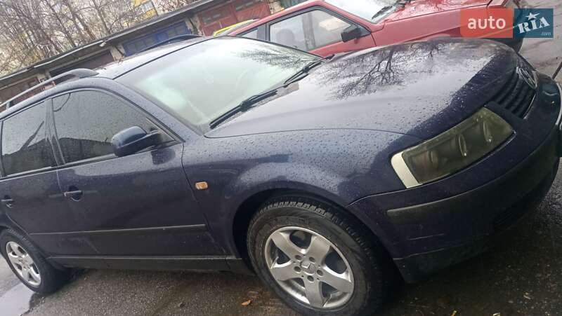 Універсал Volkswagen Passat 1998 в Києві