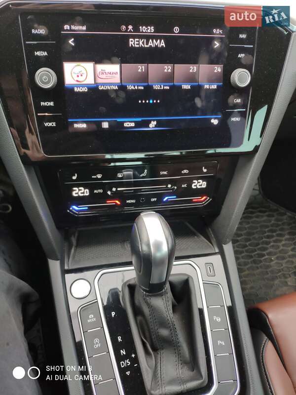 Седан Volkswagen Passat 2021 в Шепетовке