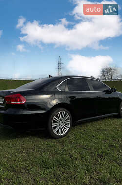 Седан Volkswagen Passat 2013 в 