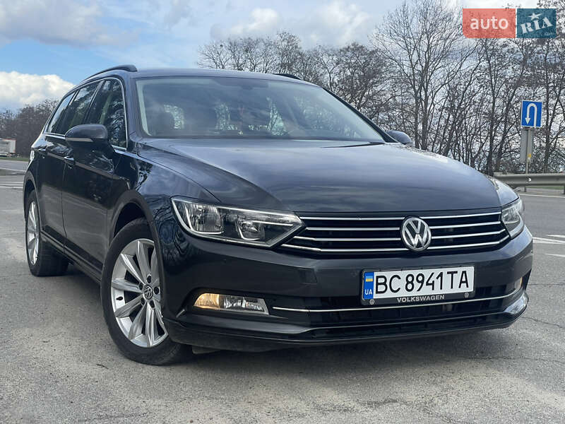 Універсал Volkswagen Passat 2018 в Львові