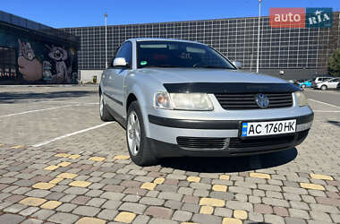 Седан Volkswagen Passat 1998 в 