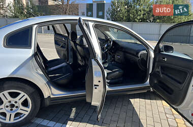 Седан Volkswagen Passat 1998 в 