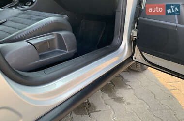 Универсал Volkswagen Passat 2009 в Черновцах