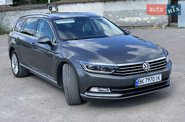 Універсал Volkswagen Passat 2017 в 