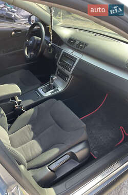 Седан Volkswagen Passat 2010 в 