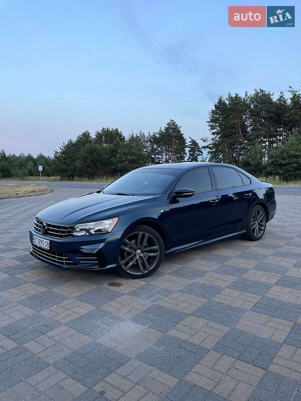 Седан Volkswagen Passat 2018 в Львове фото 2 Седан Volkswagen Passat 2018 в Львове