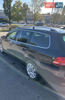 Універсал Volkswagen Passat 2014 в 