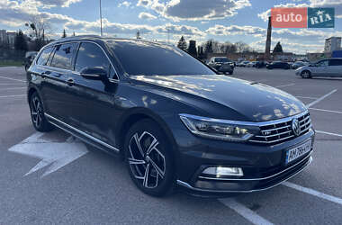 Универсал Volkswagen Passat 2017 в Житомире