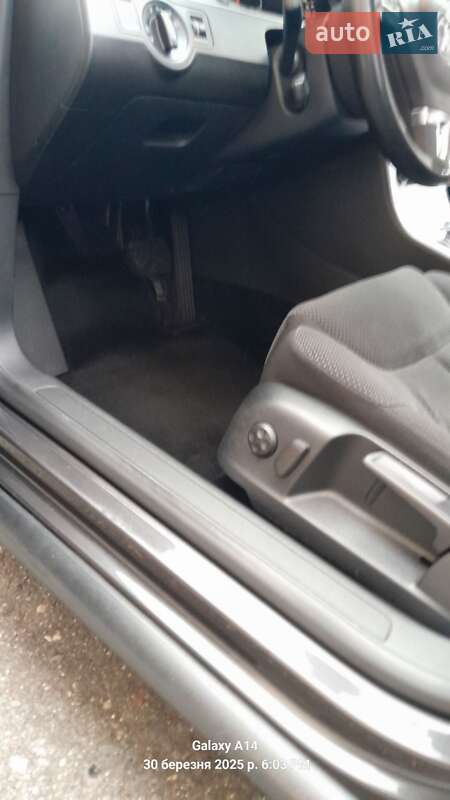 Универсал Volkswagen Passat 2009 в Луцке