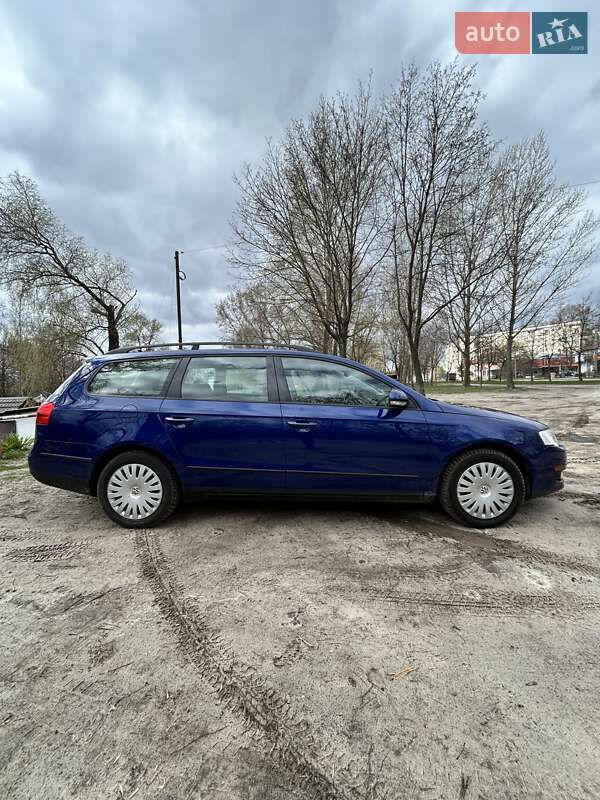 Универсал Volkswagen Passat 2009 в Сумах