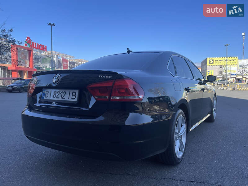 Седан Volkswagen Passat 2014 в Києві