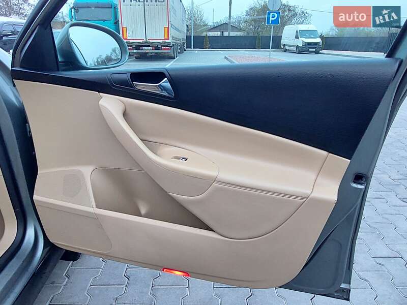 Універсал Volkswagen Passat 2006 в Одесі