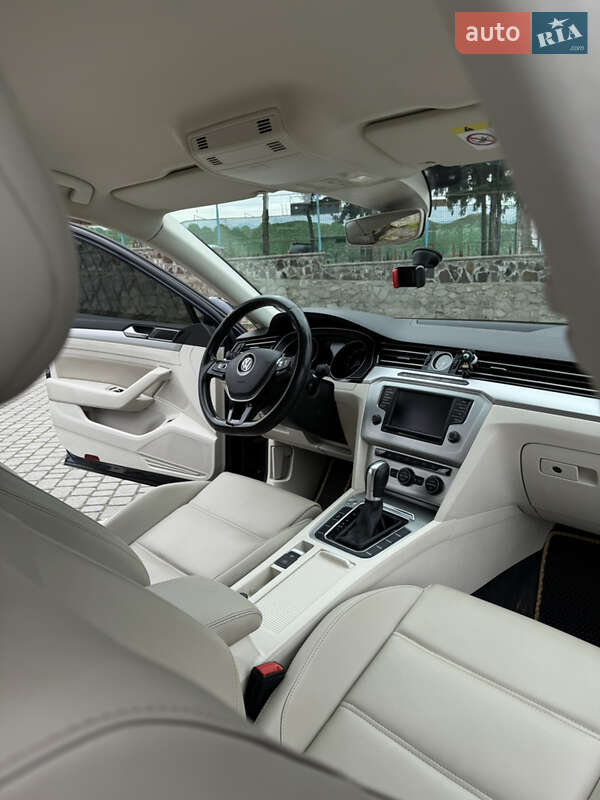 Универсал Volkswagen Passat 2015 в Ужгороде фото 20 Универсал Volkswagen Passat 2015 в Ужгороде