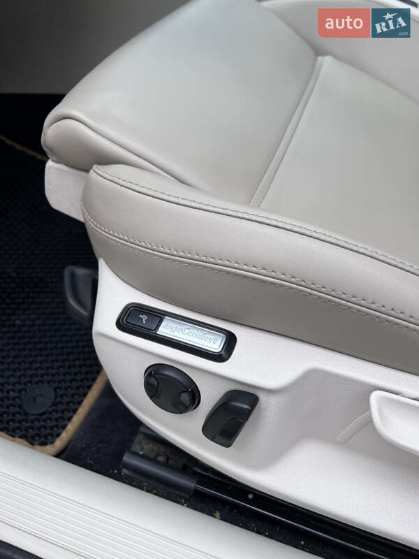 Универсал Volkswagen Passat 2015 в Ужгороде фото 31 Универсал Volkswagen Passat 2015 в Ужгороде