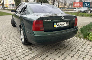 Седан Volkswagen Passat 1998 в 