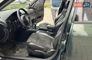 Седан Volkswagen Passat 1998 в 