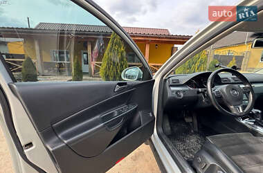 Седан Volkswagen Passat 2010 в 