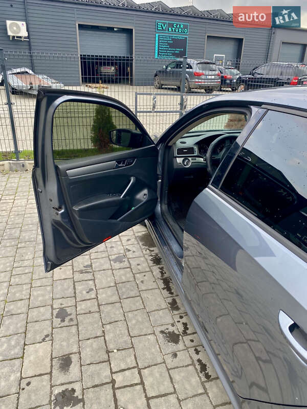 Седан Volkswagen Passat 2013 в Богородчанах