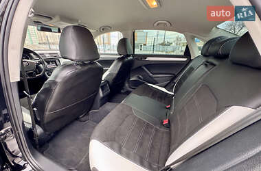 Седан Volkswagen Passat 2016 в 